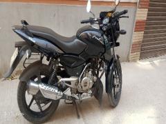 BAJAJ PULSAR 150 NEON